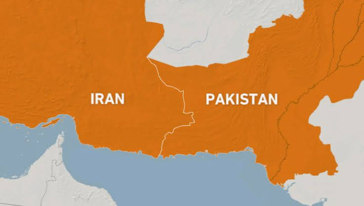 پاک ایران سرحد بند: اچانک بندش کی اصل وجہ کیا ہے، اعلان کس نے کیا اور راستے کب کھلیں گے؟